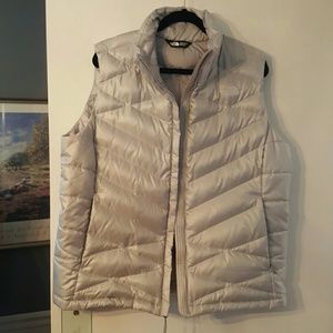 North face womens XXL silver vest