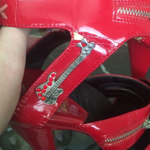 HOT RED WITH GUITAR HEELS