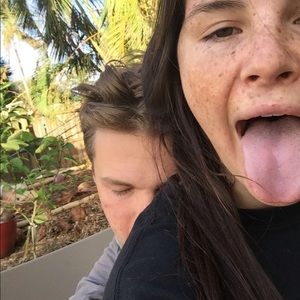 Meet your Posher, Delaini