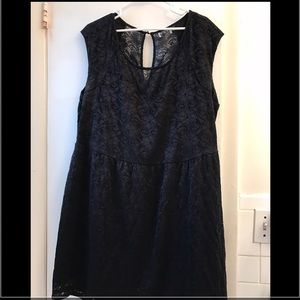 Black lacey dress