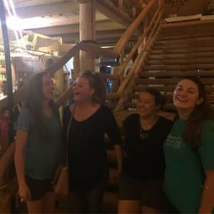 Meet your Posher, Jenna