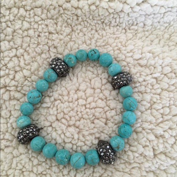 Multi gunmetal skull turquoise bracelet