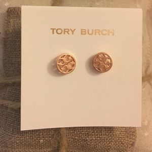 💫Sale💫Tory Burch Circle Logo Stud Earrings