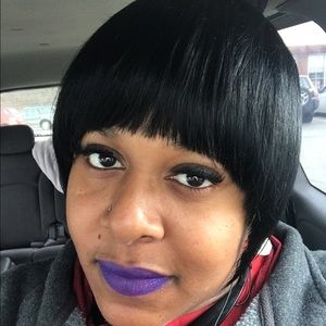 Meet your Posher, Fallon