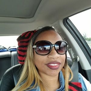 Meet your Posher, Sheria