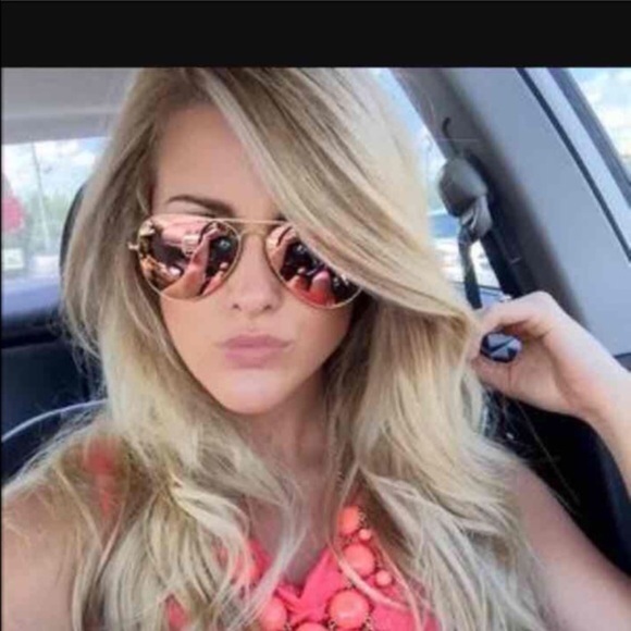 Ray-Ban Accessories - Brand new Ray Ban aviators