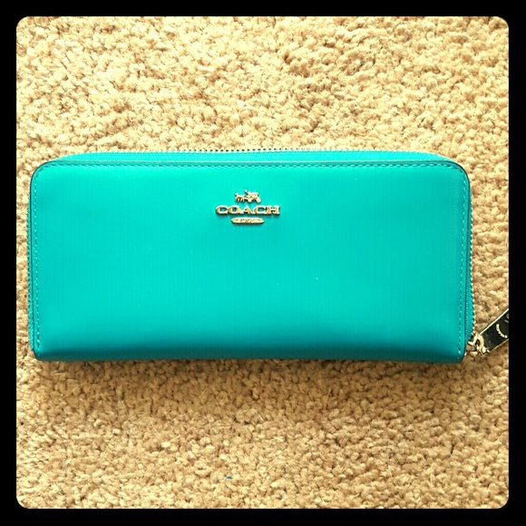 Teal Accordion Coach Wallet