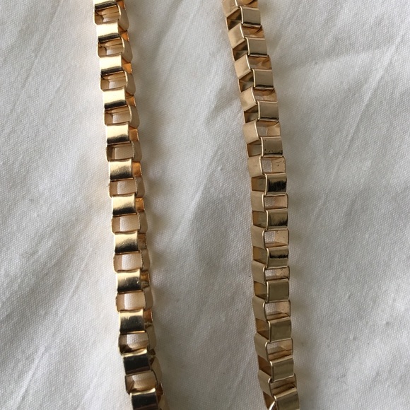 New Necklace Set - Picture 4 of 4