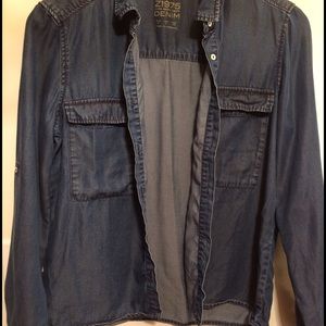 Denim Top with long sleeves you can button