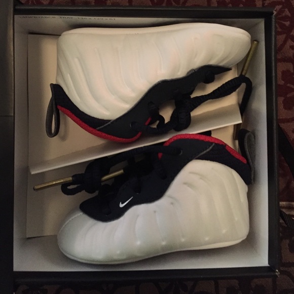 INFANT NIKE LIL' POSITE ONE SIZE 2