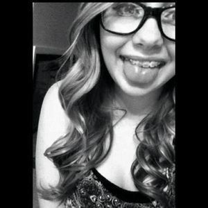 Meet your Posher, Amyrose