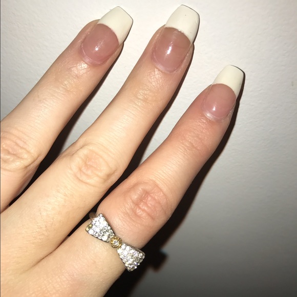 Bow Ring