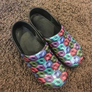 dansko patterned clogs
