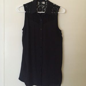 Divided by H&M black sleeveless blouse