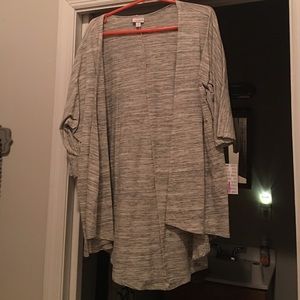 🔻PRICE DROP 🔻 LuLaRoe Lindsay, Medium NWT