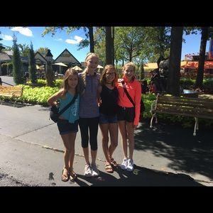 Meet your Posher, Jenna