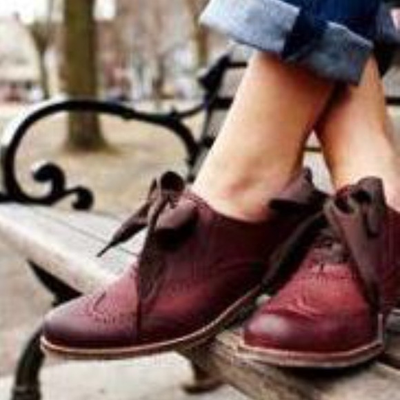 Sebago black cherry loafer Claremont brogue