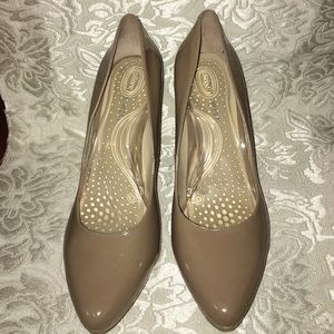 Nine West Nude Pumps