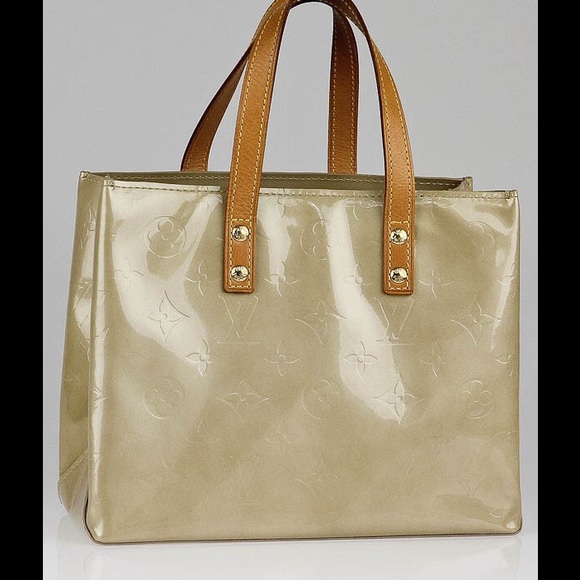 Louis Vuitton Handbags - Authentic Cream Beige Vernis Mini. @monicamargolis