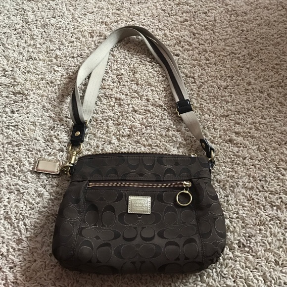 Coach shoulder purse