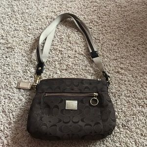Coach shoulder purse