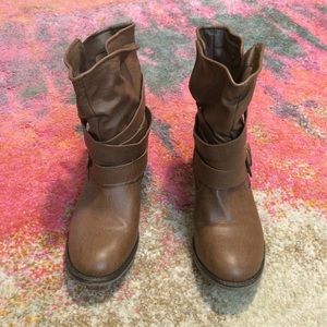 Mid calf Mossimo tan boots.