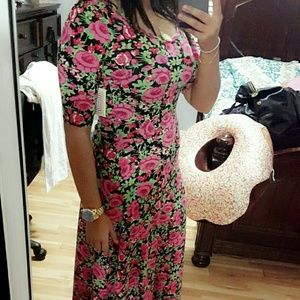 FINAL SALE!  BUY NOW! Lularoe Ana