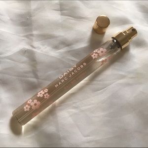 Marc Jacobs Daisy Eu So Fresh fragrance