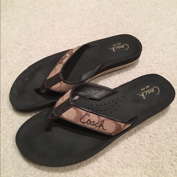 Coach flip flops