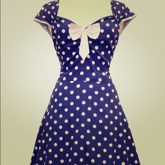 Lady V Vintage Isabella worn 2x, missing bow.