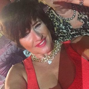 Meet your Posher, Semra