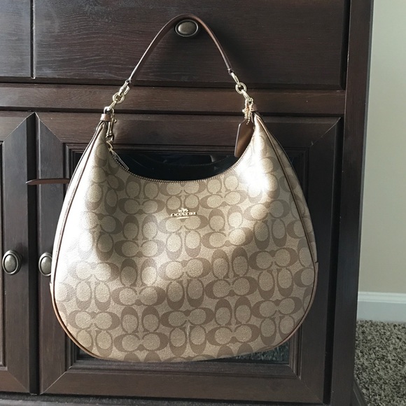 Coach hobo handbag