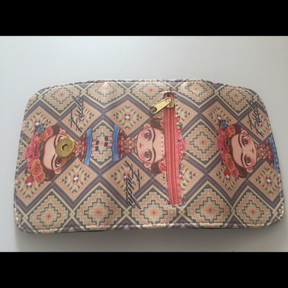 Frida Kahlo wallet with mirror. - Picture 3 of 3