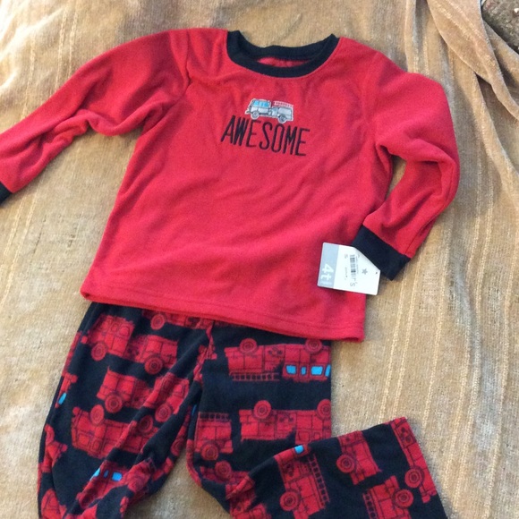 Boys 4T 2. Piece Set