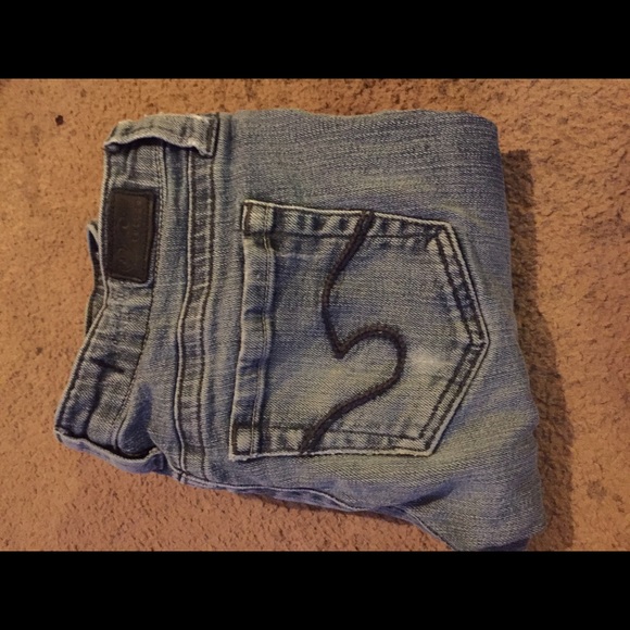 Skinny jeans