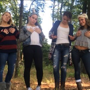 Meet your Posher, Julia