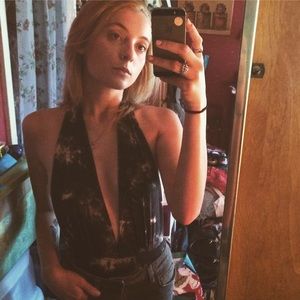 Meet your Posher, Adelia