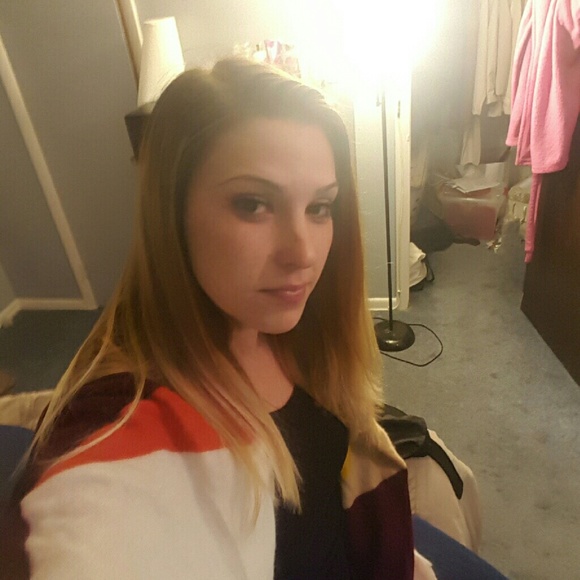 Meet your Posher, Ashlie