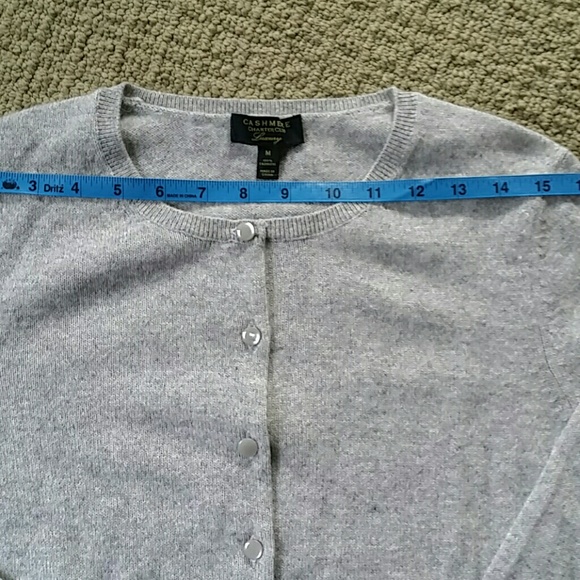 Cashmere cardigan NWT - Picture 2 of 4