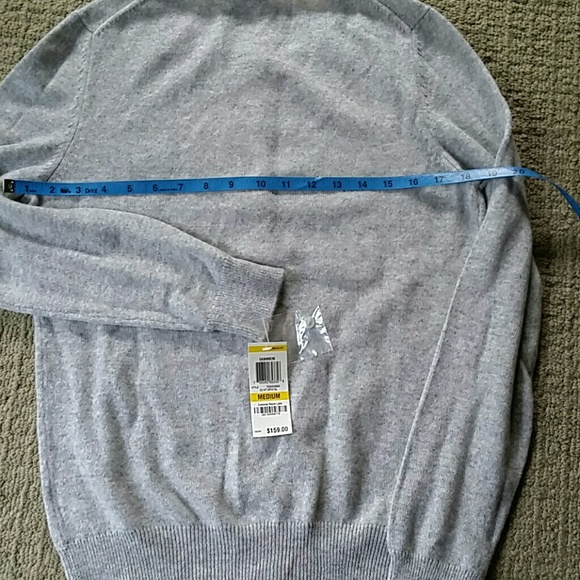 Cashmere cardigan NWT - Picture 3 of 4