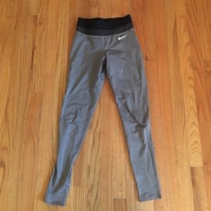 Nike leggings