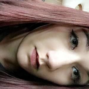 Meet your Posher, Carly