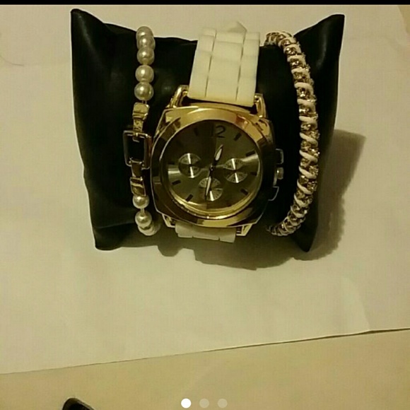 New watch set