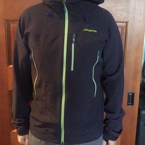 Patagonia Waterproof/windproof soft shell jacket