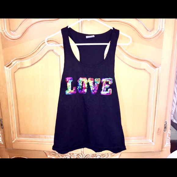 NWOT NEVER WORN Razorback LOVE sequin tank top