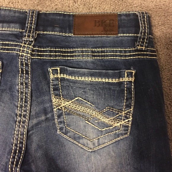 Jeans - Picture 2 of 3