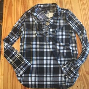 NWT Light Weight Cute Plaid Top🎀