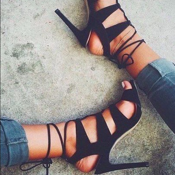 mosimo  Shoes - New Lace up Heels