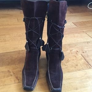 Brown suede mid-calf wedge boots
