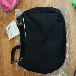 Thirty one purse with a purse skirt